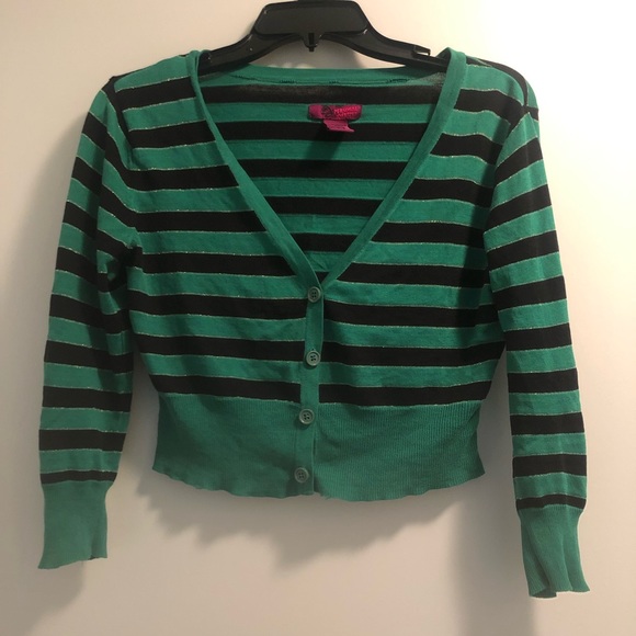 🍁🍂✨Cropped Button down sweater - Picture 6 of 6